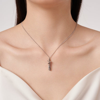 Unisex Black Silver Metal Pendant Love Style Hug Necklace for Men and Women